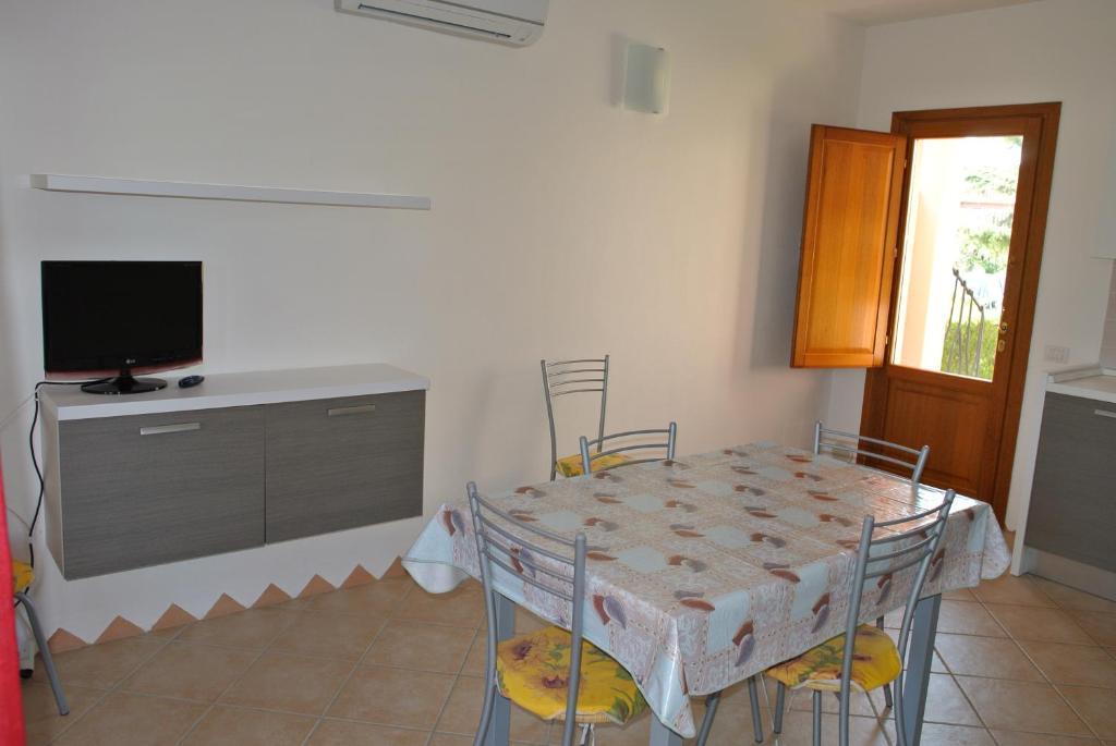 Residence Le Zagare San Teodoro  Habitación foto